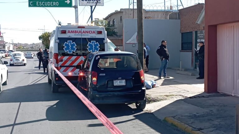 Muere tras infartarse mientras conducía en la Tecnológico