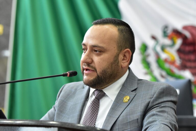 “Erradicación de violencia contra las mujeres indígenas debe ser prioridad: Arturo Medina”