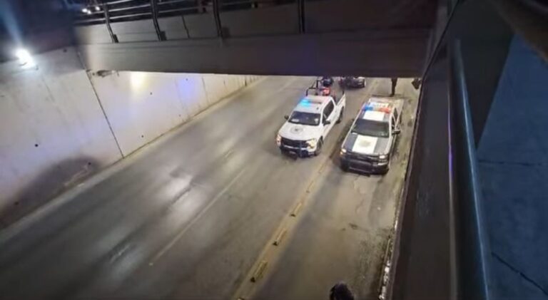 Se lanza joven de puente en la Independencia