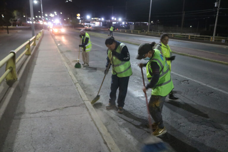 Trabaja Gobierno Municipal en tres turnos para mantener limpias las avenidas de la ciudad