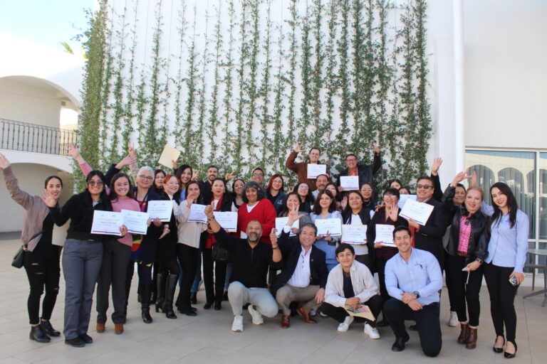 Capacitan a más de 2 mil 300 personas en cursos de calidad turística durante 2024