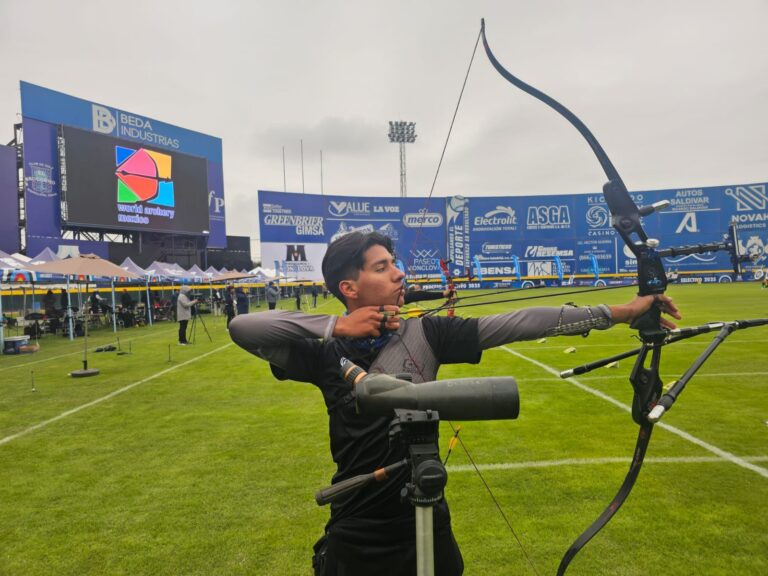 Estudiante de la UACH clasifica en Torneo Nacional de tiro con arco
