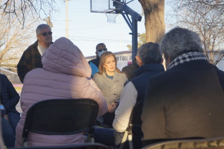 Diputada Xóchitl Contreras refuerza compromiso con vecinos del Infonavit Fidel Velázquez