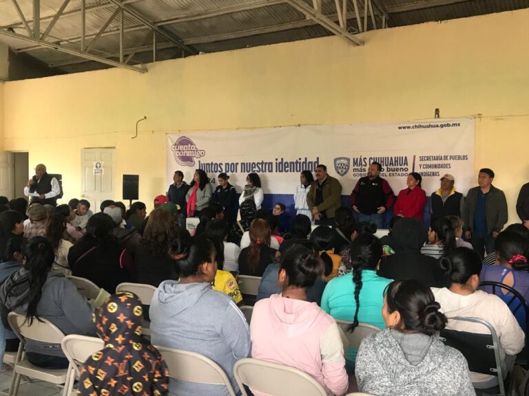 Entrega SPyCI apoyos a 222 habitantes de tres asentamientos indígenas en Parral