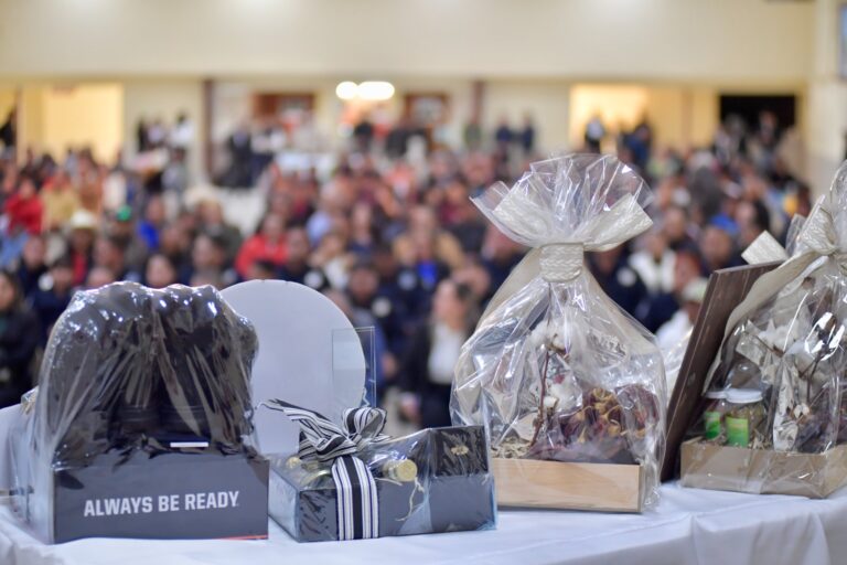 Entrega SSPE equipo y uniformes a policías del municipio de Ascensión