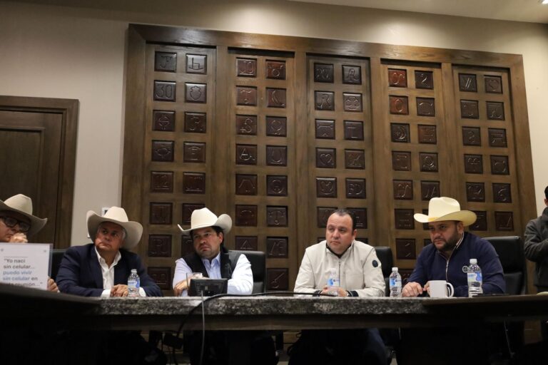 Atienden diputados a ganaderos; llama PRI a unidad política para proteger ganadería en Chihuahua