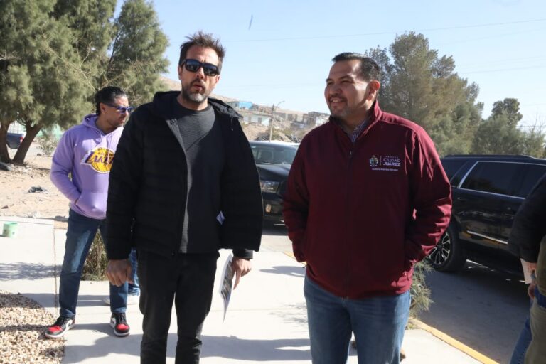 Supervisa alcalde rehabilitación de parque Ostra en Anapra