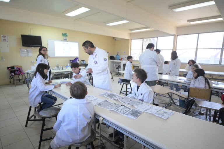 Impulsa Facultad de Odontología pensamiento científico en la niñez con «Semilleros de Investigación Kids»