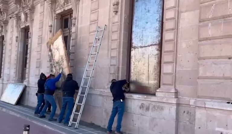 Comienza «blindaje» de Palacio de Gobierno previo al 8M