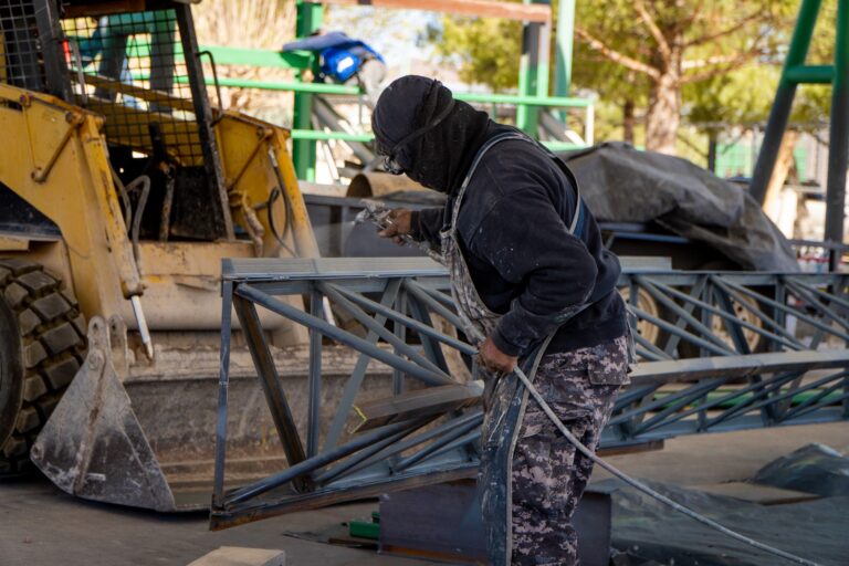 Avanza Municipio con la mejora de las instalaciones deportivas de la UTCH