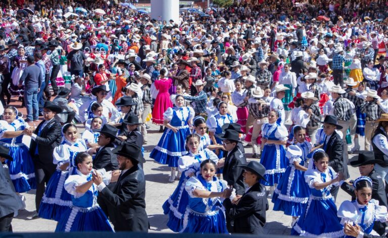 Concluye con éxito el Festival del Folklore Chihuahuense 2025
