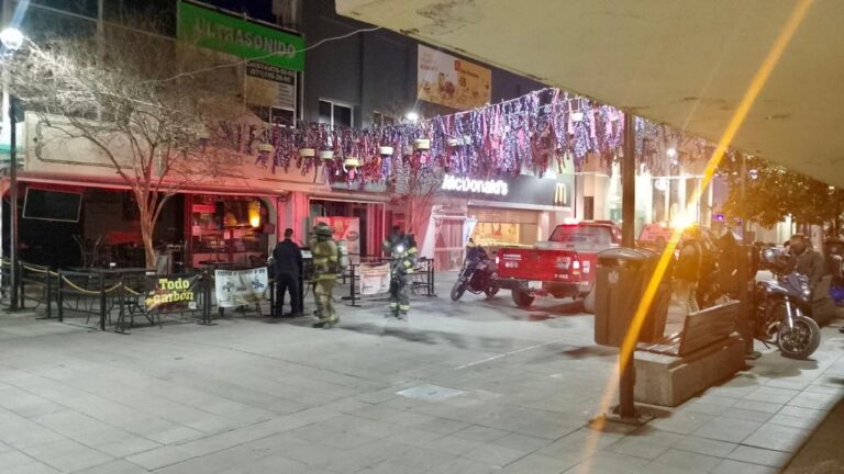 Connato de incendio en restaurante del Centro Histórico