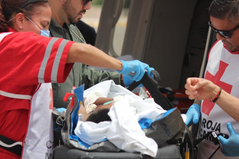 Realiza Estado traslado aeromédico de pacientes tras accidente vehicular en Guachochi