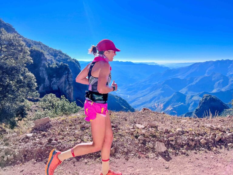 Suman más de 1,500 los atletas inscritos en el Ultra Trail Mont Blanc que se correrá en la Sierra Tarahumara