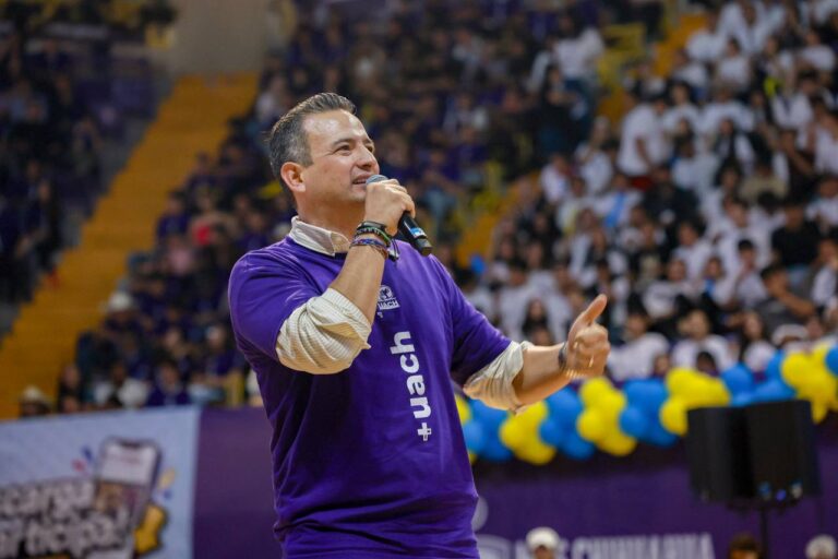 A darle con todo, disfruten y aprendan mucho: Alcalde a alumnos de nuevo ingreso UACH