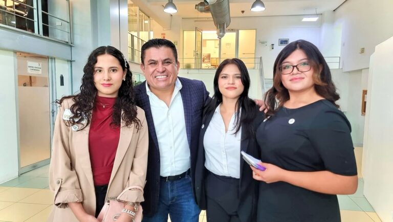 Alex Domínguez presentó iniciativa para crear un Protocolo Nacional de Protección a Maestras y Maestros