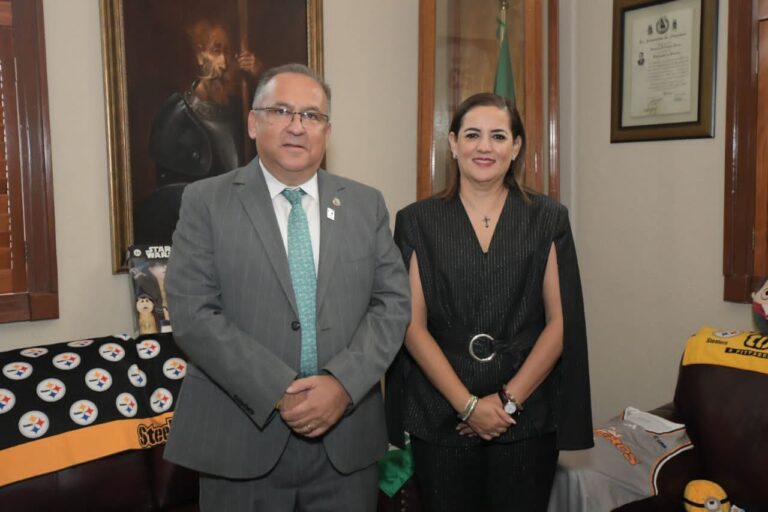 Rinde protesta la nueva directora de Planeación y Desarrollo Institucional de la UACH.