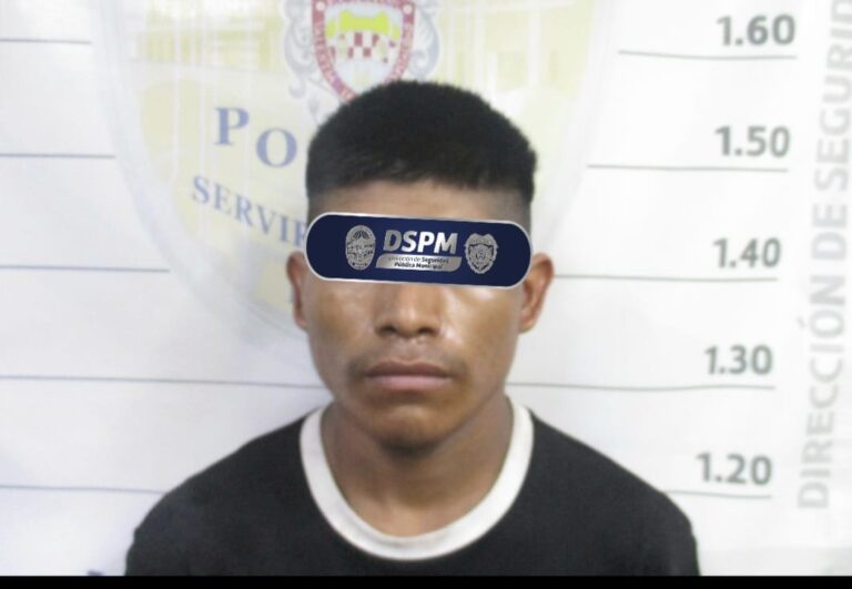 Municipales detienen en la Dale a joven con medidores de agua y tubería, al parecer robados