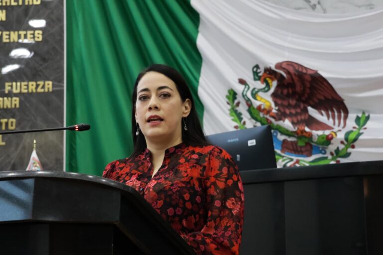 Propone América Aguilar uso seguro de Inteligencia Artificial para protección de Niñas y Niños