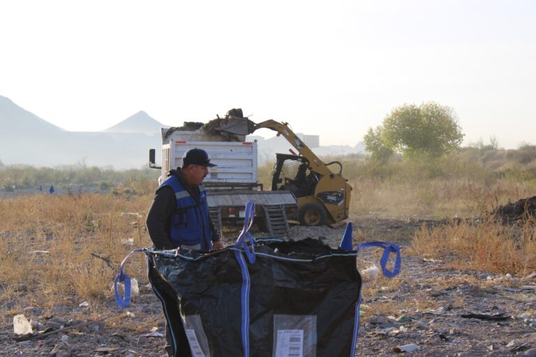 Avanza recuperación del Río Sacramento, retiran más de 600 toneladas de residuos entre voluntarios y Municipio