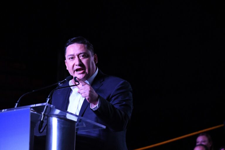 «Aquí no entregaremos nuestro estado”: Alfredo Chávez