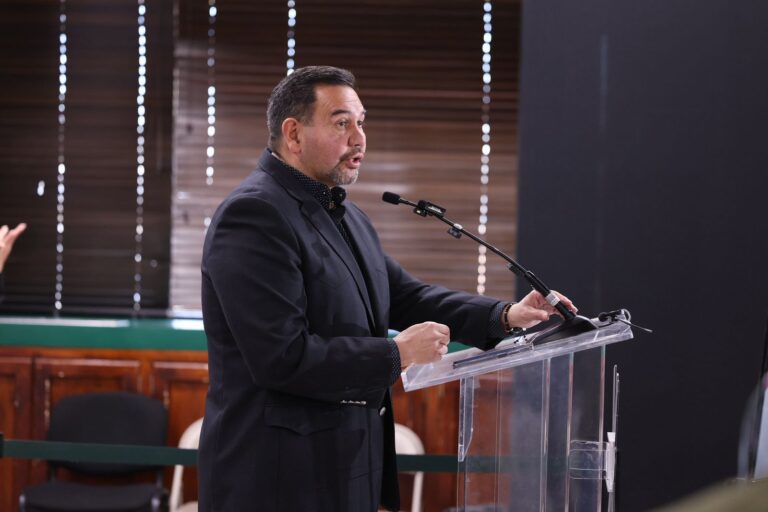 Exhorta el alcalde a no manejar bajo los influjos del alcohol