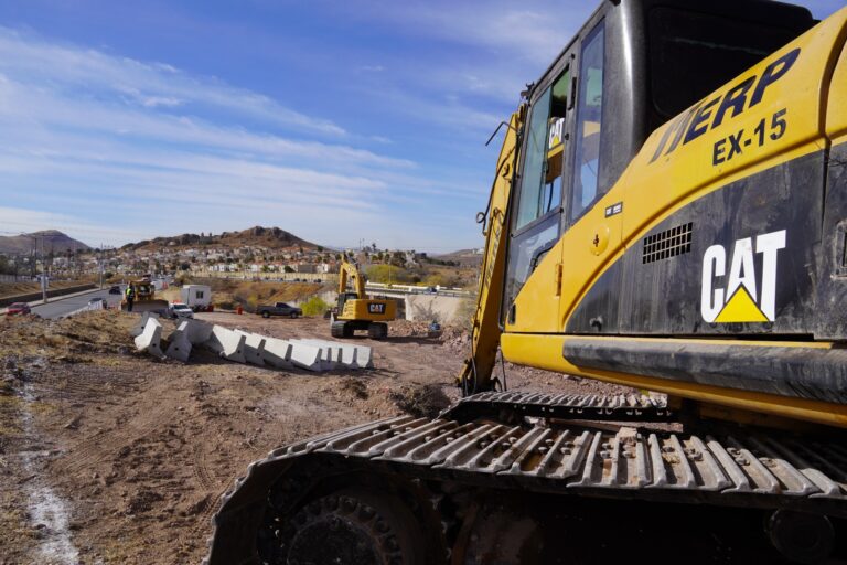 Avanza Municipio en excavaciones de construcción de gaza de incorporación Teófilo Borunda – Periférico de la Juventud